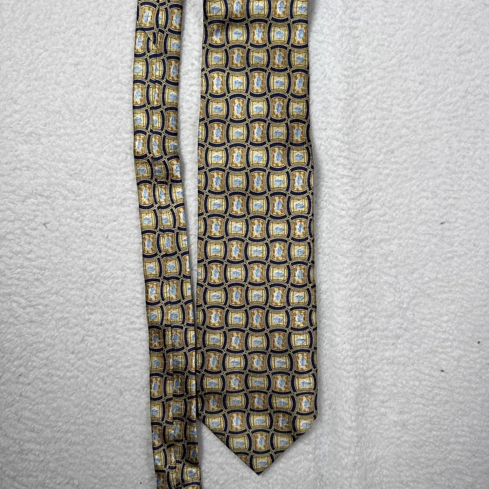 Promotional Pfizer Pharmaceuticals, 100% Silk Tie, Man Pill. Awesome‎